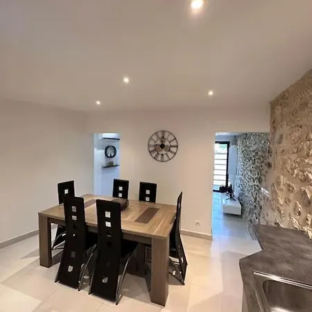 L'elegance De La Pierre *